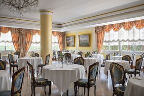 ABANO GRAND HOTEL – Lifestyle Spa & Fine Dining