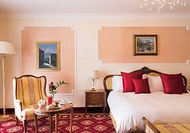 ABANO GRAND HOTEL – Lifestyle Spa & Fine Dining