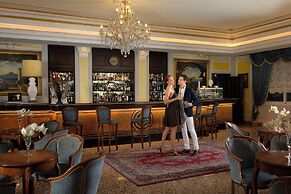 ABANO GRAND HOTEL – Lifestyle Spa & Fine Dining