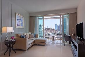 Dusit Suites Hotel Ratchadamri, Bangkok