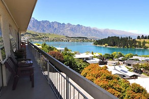 Earnslaw Lodge