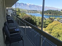 Earnslaw Lodge