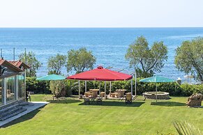Irida Resort