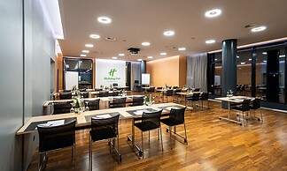 Holiday Inn Zurich - Messe by IHG