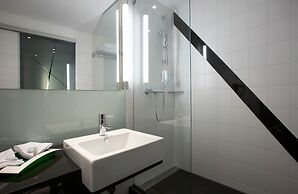 Holiday Inn Zurich - Messe by IHG