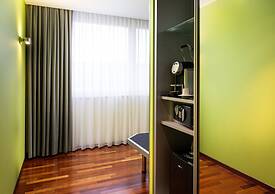 Holiday Inn Zurich - Messe by IHG