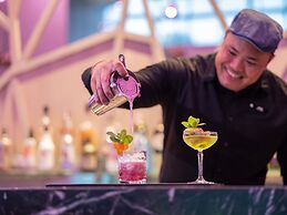 Pullman Bali Legian Beach