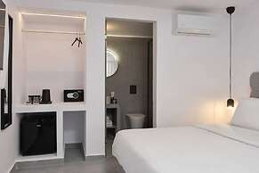 Kosmoplaz Beach Hotel