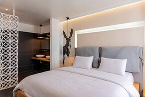 Kosmoplaz Beach Hotel