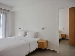 Kosmoplaz Beach Hotel