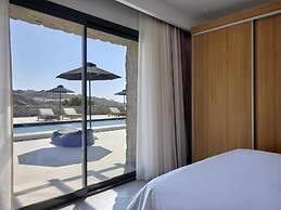 Kosmoplaz Beach Hotel