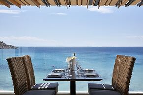 Kosmoplaz Beach Hotel