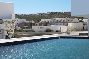 Kosmoplaz Beach Hotel