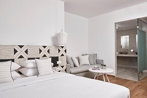 Kosmoplaz Beach Hotel