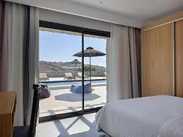 Kosmoplaz Beach Hotel