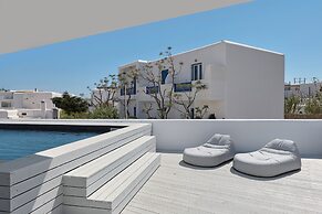 Kosmoplaz Beach Hotel