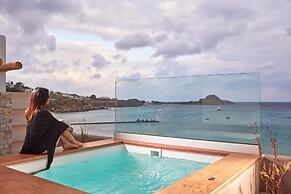 Kosmoplaz Beach Hotel