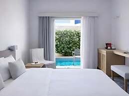 Kosmoplaz Beach Hotel