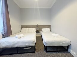 Plaza Hotel Hammersmith