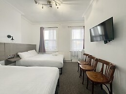 Plaza Hotel Hammersmith