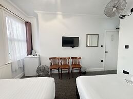 Plaza Hotel Hammersmith