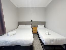 Plaza Hotel Hammersmith