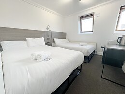 Plaza Hotel Hammersmith