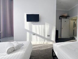 Plaza Hotel Hammersmith