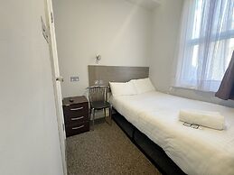 Plaza Hotel Hammersmith