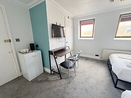 Plaza Hotel Hammersmith