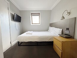 Plaza Hotel Hammersmith