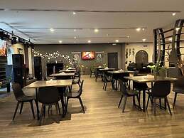 Mutrah Hotel