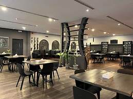 Mutrah Hotel