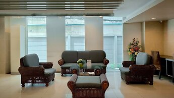 Centric Place Hotel
