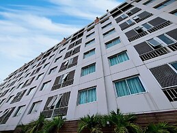 Centric Place Hotel