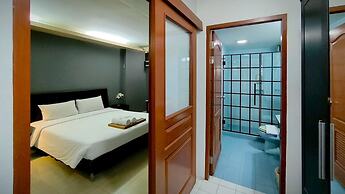 Centric Place Hotel