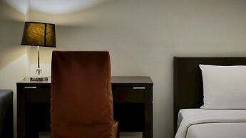 Centric Place Hotel