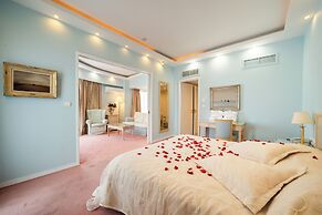 Paliria Hotel
