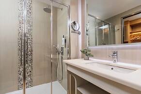 Alexandra Beach Resort & Spa