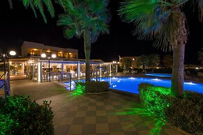 Hydramis Palace Beach Resort