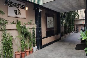 Hotel Metro Palace