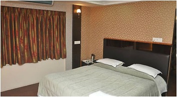 Hotel Metro Palace