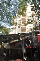 Hotel Metro Palace