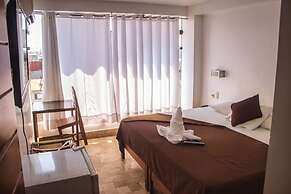 Amazon Apart Hotel