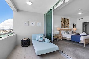 Peninsula Airlie Beach