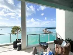 Peninsula Airlie Beach