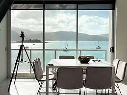 Peninsula Airlie Beach