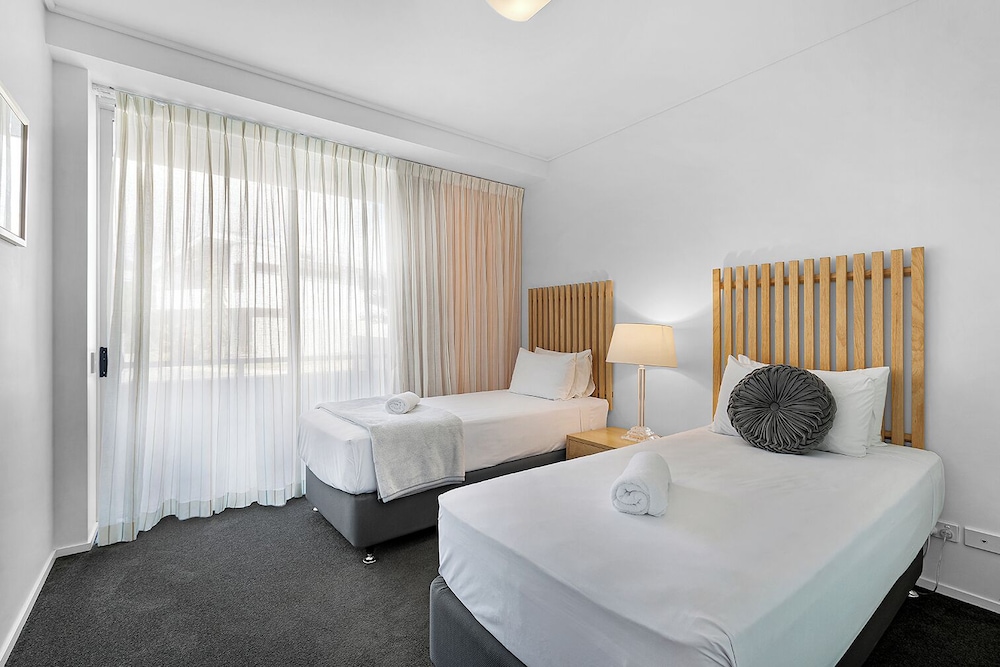 Peninsula Airlie Beach