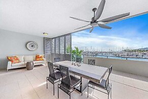 Peninsula Airlie Beach