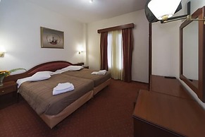 Art Pythia Hotel